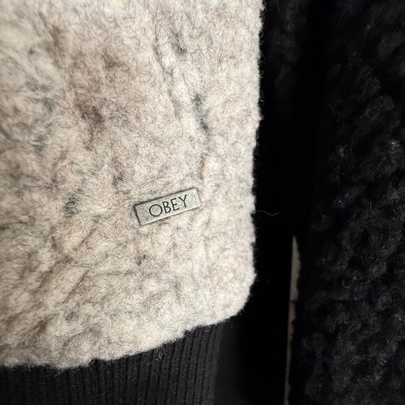 Obey Arctic Sherpa Bomber Jacket NWT Black Grey Small - Picture 6 of 11